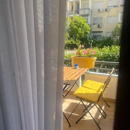 Golem, Triple E * Golem (Tirana)